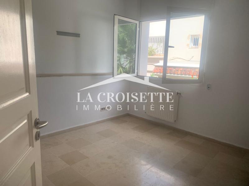Villa S+3 avec piscine à Ain Zaghouan Nord