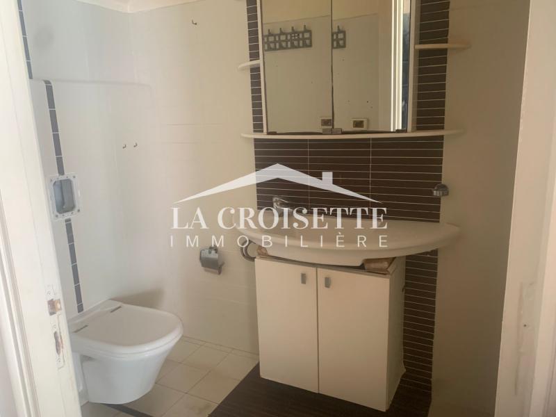 Villa S+3 avec piscine à Ain Zaghouan Nord